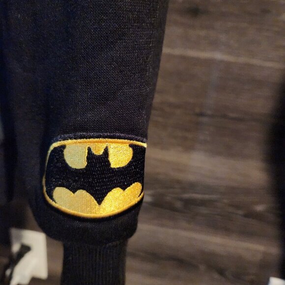 Batman Graphic Sweater Men Size S DC World - Picture 3 of 6